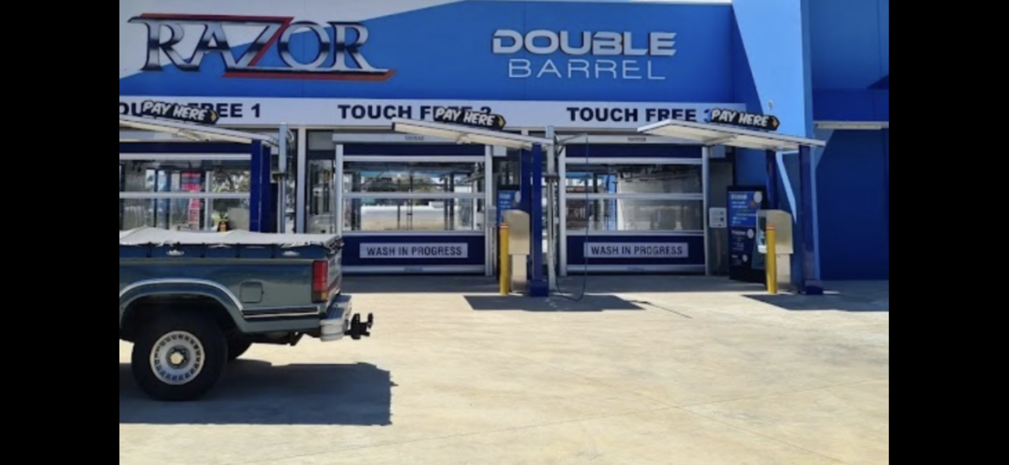 Top quality pressure washing/soft washing Car Wash at Mornington Victoria Thumbnail